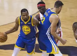 杜兰特休息室枪杀库里伤势 杜兰特休息室枪杀库里伤势