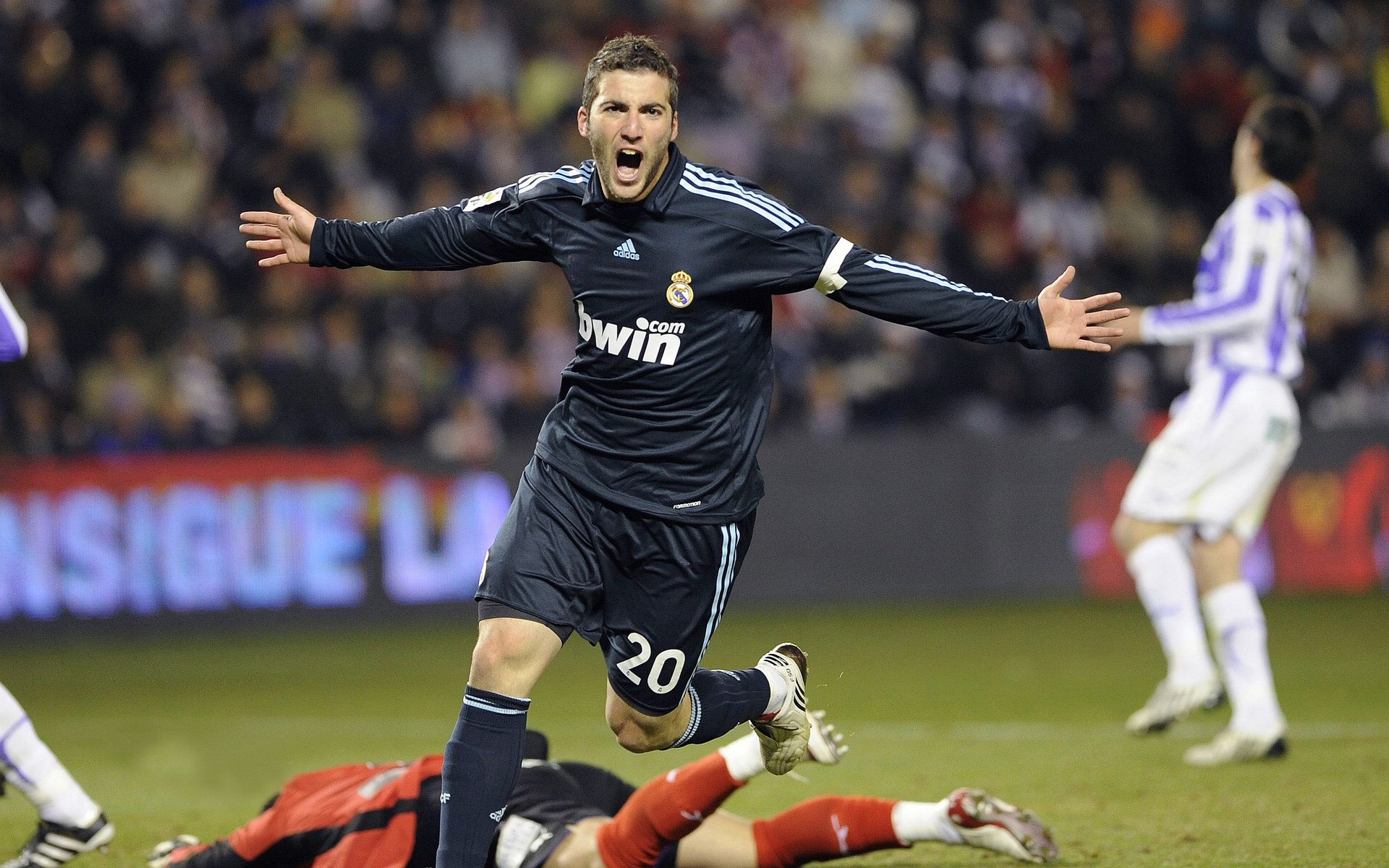 丹佛掘金最近得了几个冠军